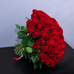 Букет 101 роза красная (40 см) в Звенигороде