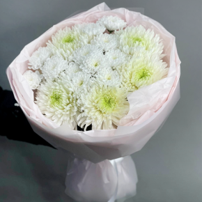 Букет из микса белых хризантем Магнум  в Звенигороде