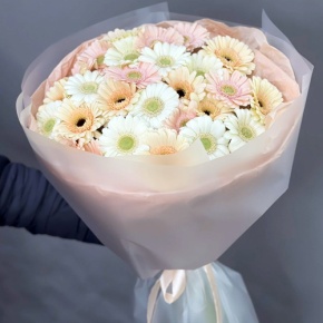 Букет "Гера" из 25 гербер в Звенигороде