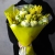 Букет из ранункулюсов и мимозы в Звенигороде