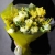 Букет из ранункулюсов и мимозы в Звенигороде